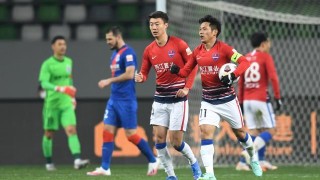 500彩票官网-40岁吴庆创中超新纪录 重庆10人大轮换或死磕武汉